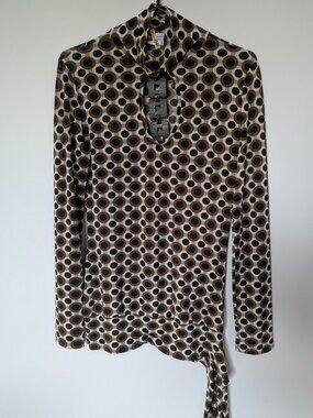 Miss Miss Women's M turtleneck top metallic-link accent Italy